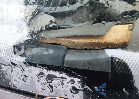 1999 Dodge Ram 2500 St from USA, damaged, VIN 3B7KF23W0XG231392